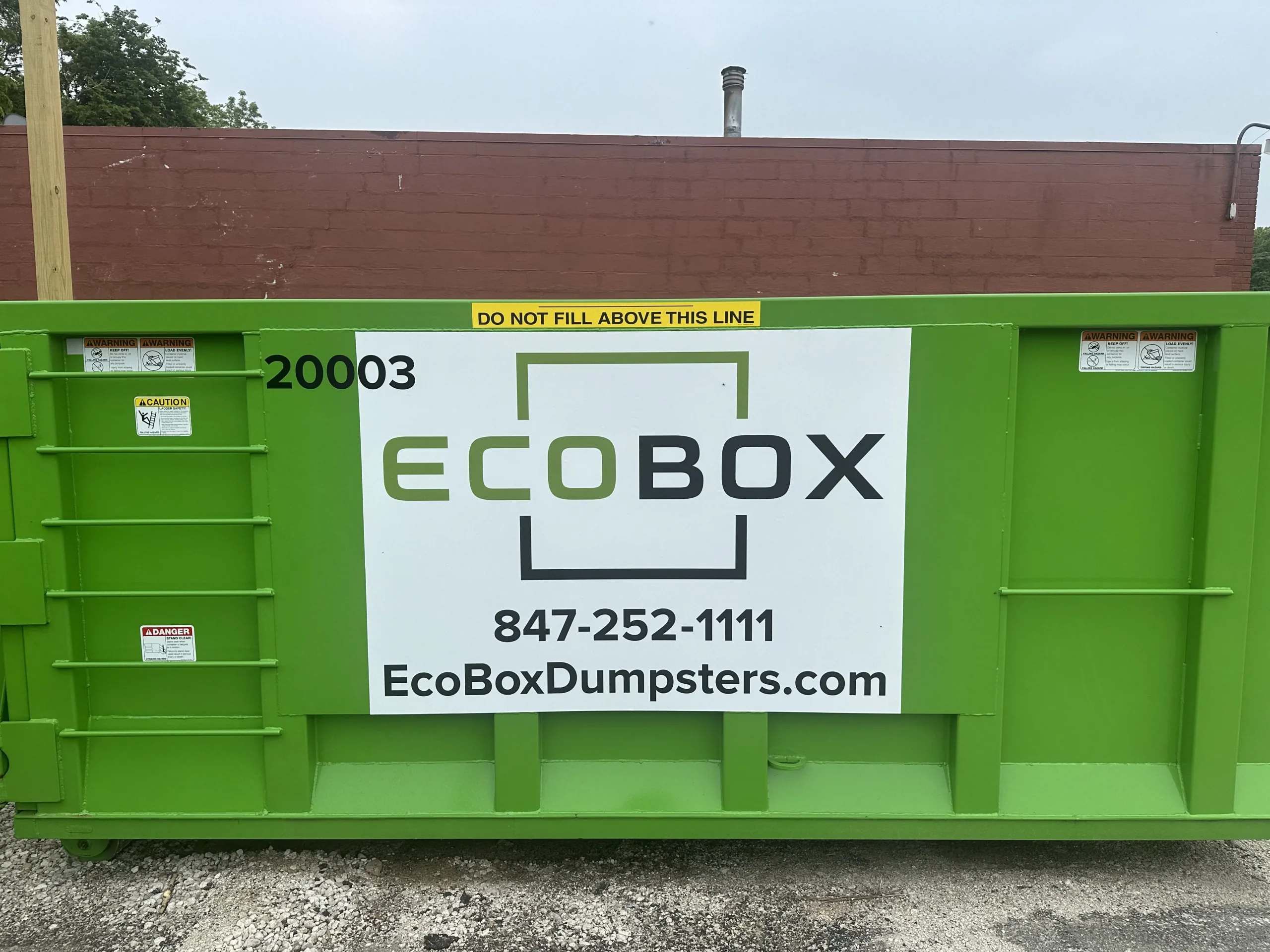 EcoBox Dumpsters roll-off container for sustainable waste management in Lake Forest, IL.